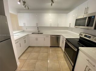 6940 Miami Gardens Dr APT 1-231, Hialeah, FL 33015