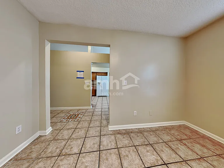 7829 Invermere Blvd — Photo 8