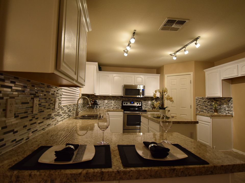 Gorgeously updated kitchen!