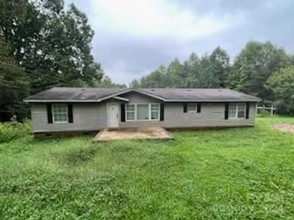 4687 George Pitts Rd, Hickory, NC 28602