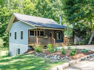 33 Melbourne Pl, Asheville, NC 28801