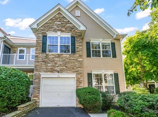 9 Battalion Dr UNIT 9, Basking Ridge, NJ 07920