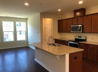 1424 Salem Creek Dr, Apex, NC 27502