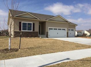 2910 SW Pleasant St, Ankeny, IA 50023