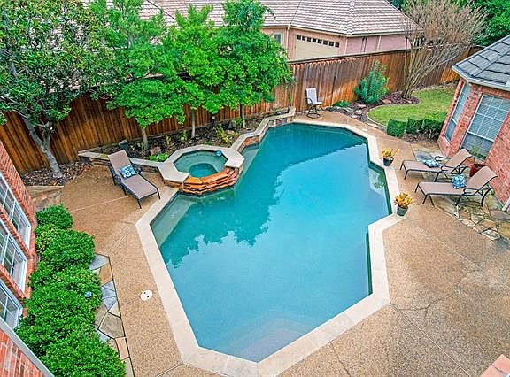 2nd image of 5328 Annabel Ln