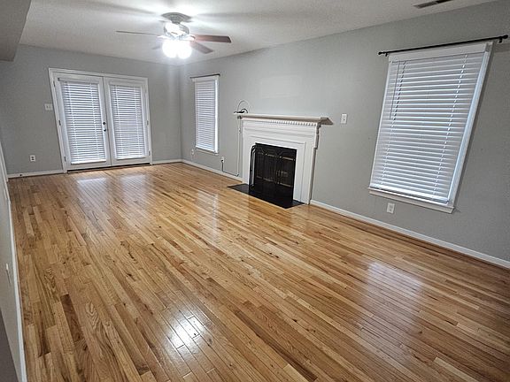 2nd image of 4508 Fort McHenry Pkwy