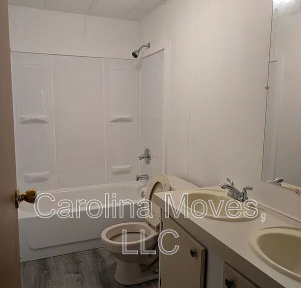 220 Farrs Rd — Photo 11