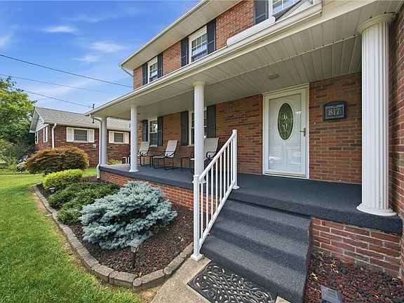 3rd image of 817 George St