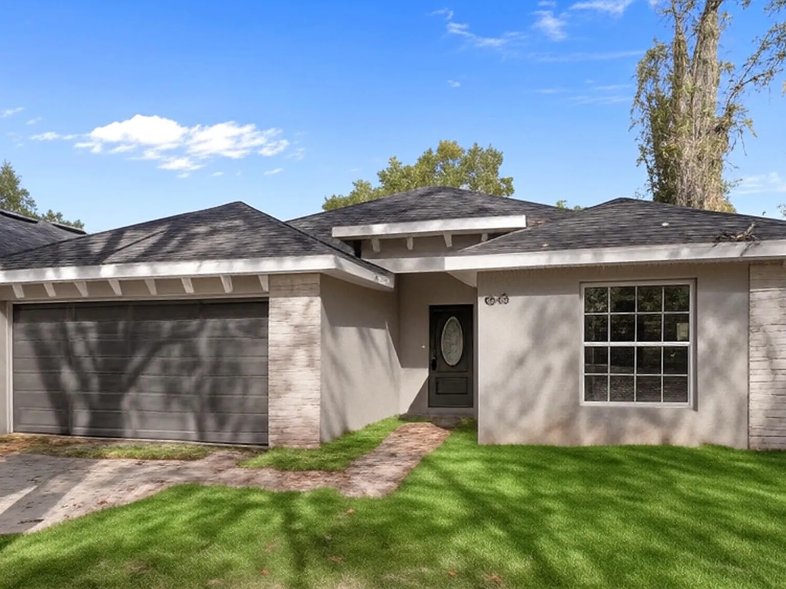 4 bed, 1662 sqft, $1,900 — Photo 1