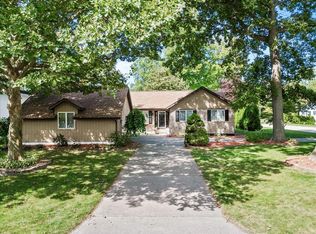3871 Jack Pine Ln, Port Huron, MI 48060