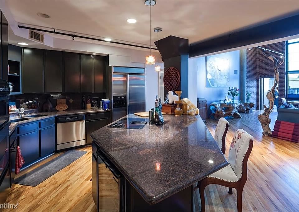 1st image of 1914 Gray St APT 106