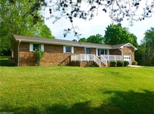 187 Sheehan Rd, Fletcher, NC 28732