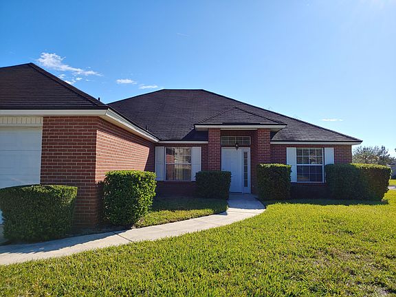 2nd image of 1823 Hawkins Cove Dr W