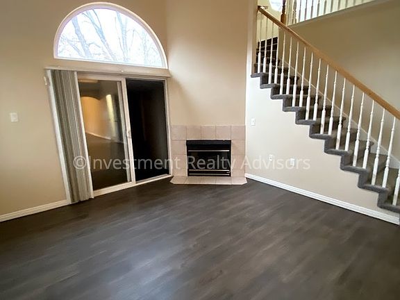 3rd image of 2275 E Arbor Ln
