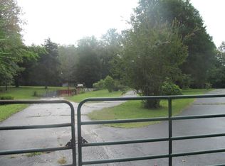 1396 Centerville Hwy N, Hohenwald, TN 38462