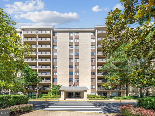 3100 S Manchester St APT 520, Falls Church, VA 22044