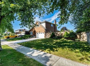 671 Louis Dr, Mississauga, ON L5B2V4