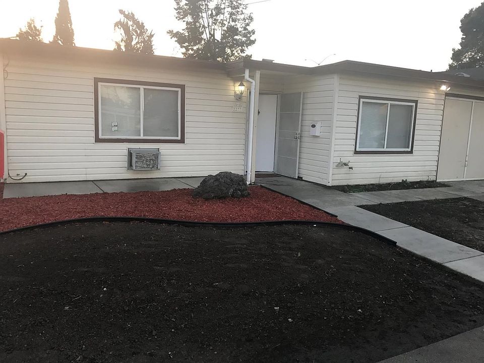 Front yard2