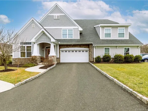 11 Penny Lane #11, Bethel, CT 06801