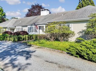 17 Oneck Rd, Westhampton Beach, NY 11978