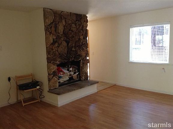 2nd image of 2653 Armstrong Ave