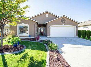 2667 Eaglewatch Loop, Richland, WA 99354