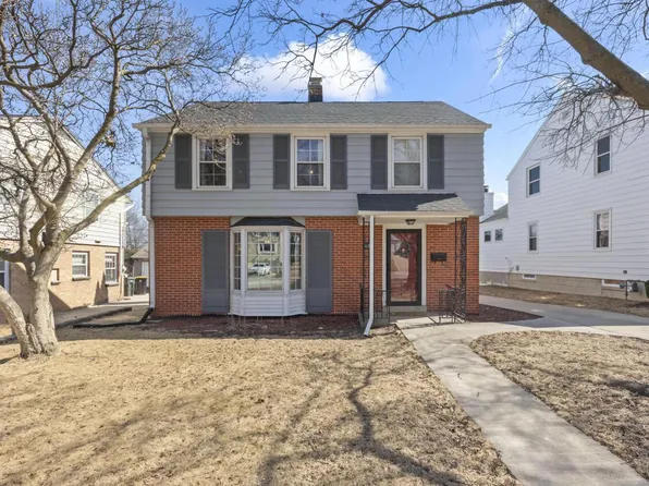 604 Pleasant View STREET, Wauwatosa, WI 53226