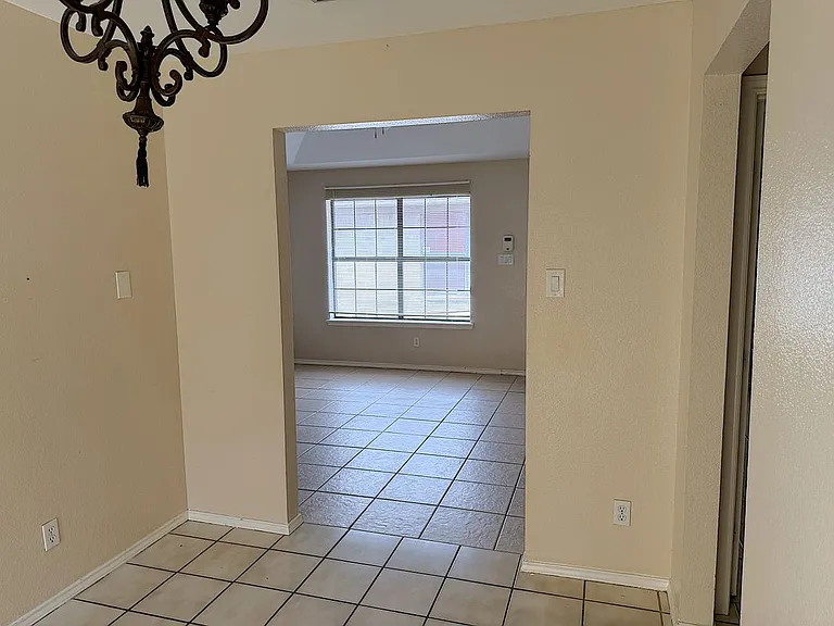 716 Mynah Ave #1 — Photo 10