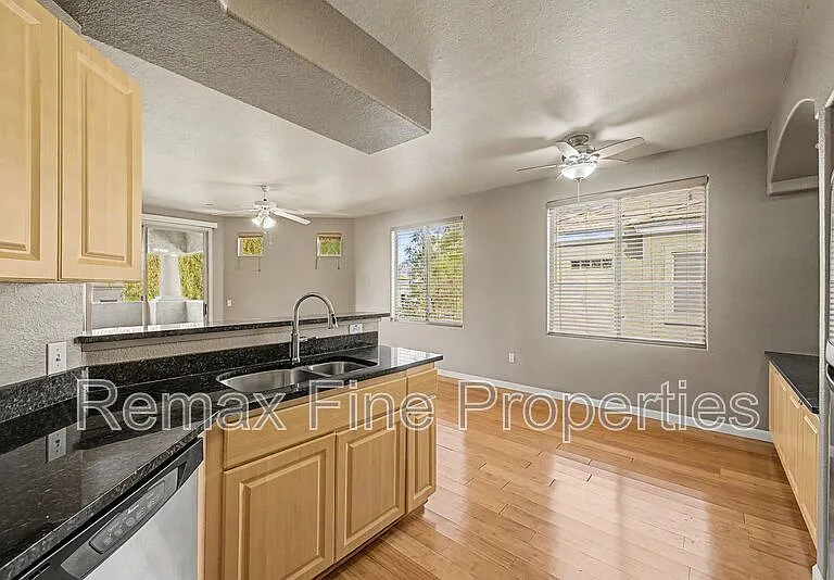 5303 N 7th St #324 — Photo 11