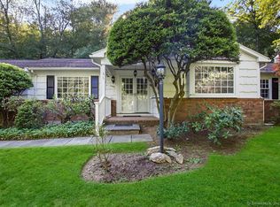 2180 Cross Hwy, Fairfield, CT 06824