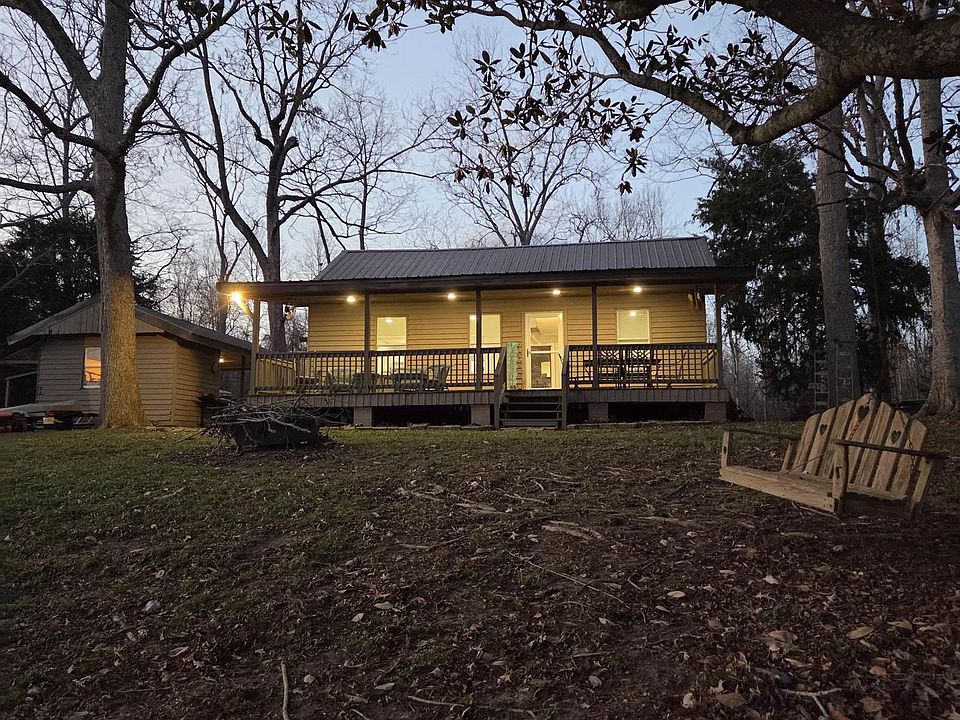 1st image of 3587 Parhams Rd