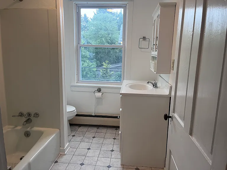 100 N Carlisle St #1 — Photo 9