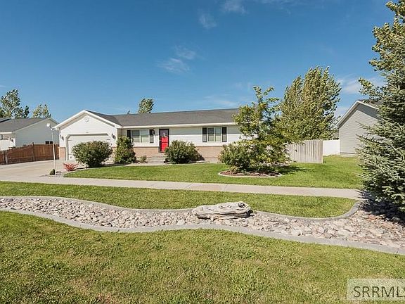 4th image of 3167 E Sandy Dr