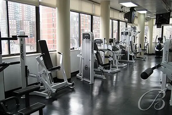 Rented by Bellmarc Realty | media 5