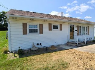 261 Sherwood Dr, Johnstown, PA 15905