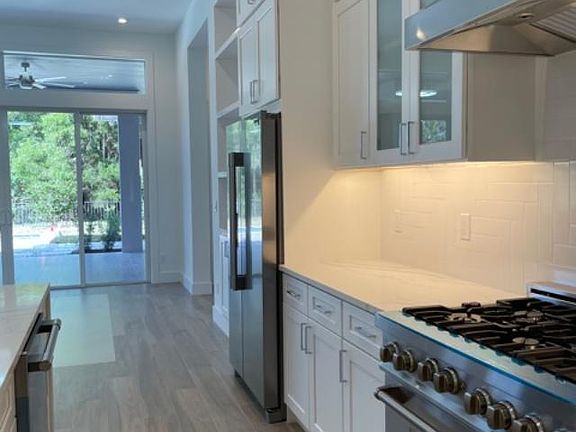 4th image of 11990 Torreyanna Circle