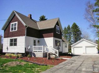 3580 E Oakwood Rd, Oak Creek, WI 53154