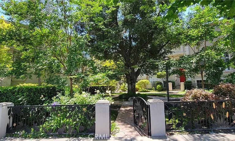 4110 W Kling St — Photo 52