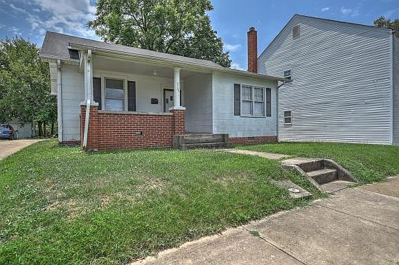 3rd image of 717 Boone St