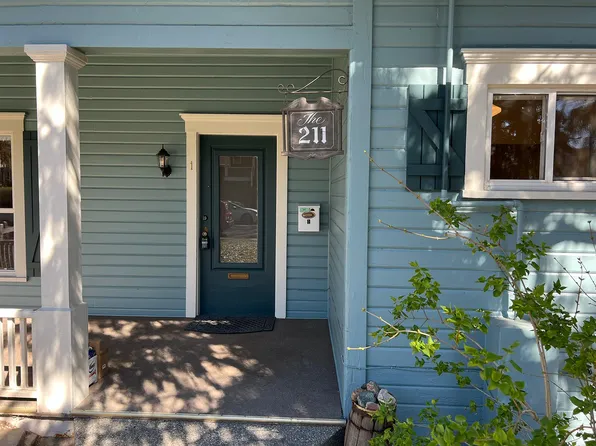 211 Pennsylvania Ave, Wenatchee, WA