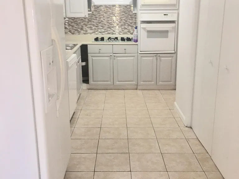 6809 College Ave — Photo 3