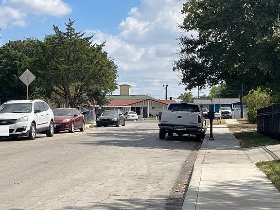 4th image of 6819 Tallahasse Dr