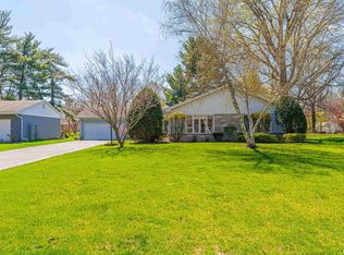 215 Park Pl, Lincoln, IL