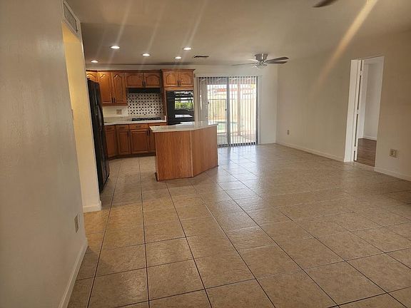 5th image of 3464 E Delcoa Dr