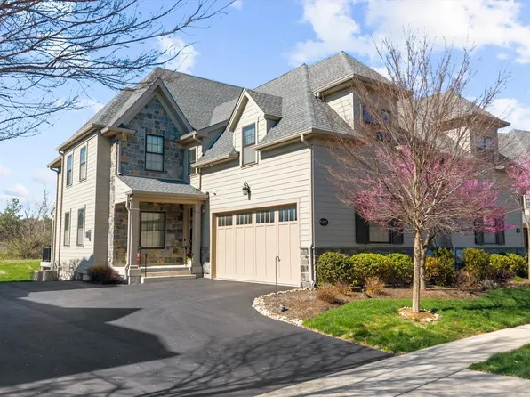 6022 Creekside Dr, Flourtown, PA 19031