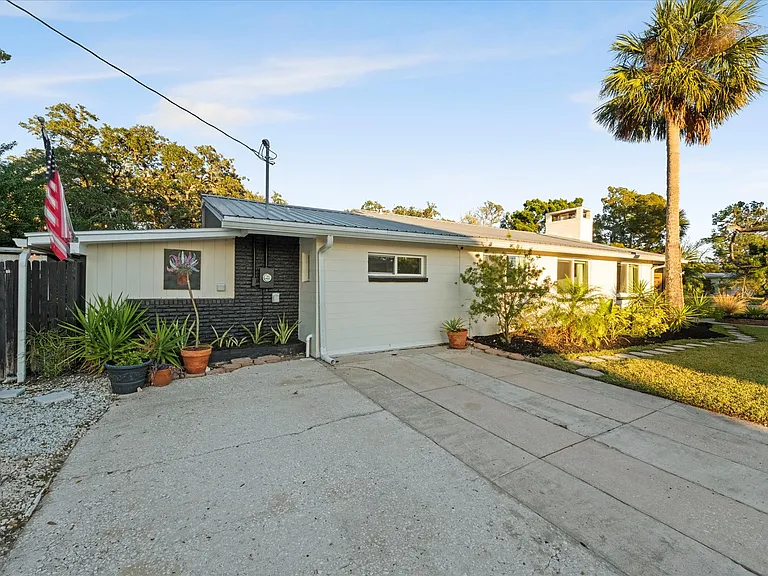 149 Menendez Rd — Photo 38