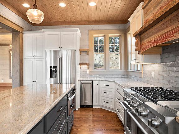 5th image of 63 Flat Rock Ln