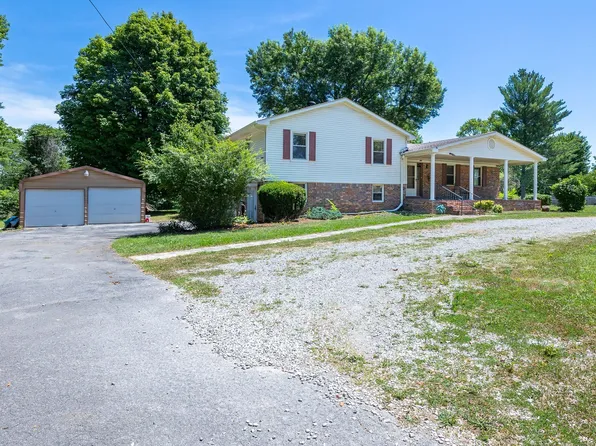 36 N Barbara Cir, McMinnville, TN 37110