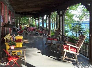 2087 Pine Blf, Skaneateles, NY 13152