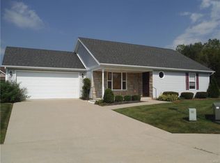 1204 Blue Bird Ct, New Carlisle, OH 45344